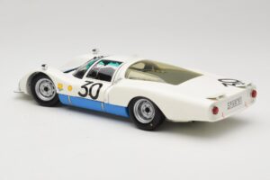 Porsche 906 LE #30 J. Siffert / C. Davis GT Class Winner Le Mans 1966 Minichamps 1:18 100666130 Metal - imagen 7 de 8