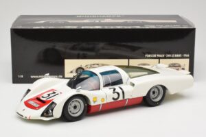 Porsche 906 LH #31 H. Herrmann / H. Linge Porsche System Engineering 24 Hours of Le Mans 1966 Minichamps 1:18 100666131 Metal - imagen 8 de 8