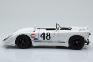 Porsche 908/02 #48 S. McQueen / P. Revson 12 Hours of Sebring 2nd Place Post Race Version 1970 AUTOart 1:18 87072 Metal - imagen 4 de 8