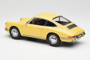 Porsche 911 901 Champagne Amarillo Kyosho 1:18 08969Y Metal - imagen 7 de 8