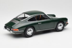 Porsche 911 901 Irish Verde Kyosho 1:18 08969G Metal - imagen 3 de 8