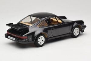 Porsche 911 930 Turbo Verde Tonka 1:18 1677 Metal - imagen 3 de 8