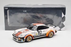 Porsche 911 934 #82 H. Müller / A. Pallavicini Lubrifilm Racing Winners Group 4 24 Hours of Le Mans 1979 Minichamps 1:18 1557 - imagen 6 de 6