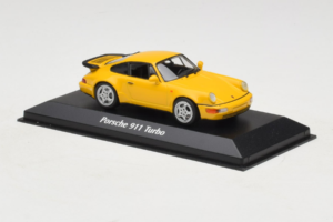 Porsche 911 964 Turbo Amarillo MaxiChamps 1:43 940069104 Metal - imagen 3 de 4