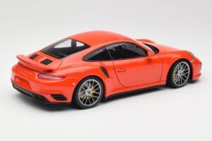 Porsche 911 991 Turbo S Lava Orange Minichamps 1:18 110067120 Metal - imagen 3 de 8