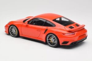 Porsche 911 991 Turbo S Lava Orange Minichamps 1:18 110067120 Metal - imagen 7 de 8