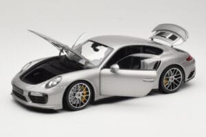 Porsche 911 991 Turbo S Plata Minichamps 1:18 113067126 Metal - imagen 2 de 8