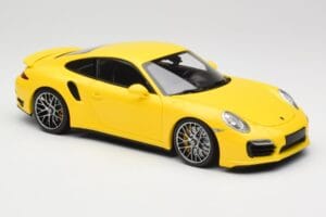 Porsche 911 991 Turbo S Amarillo Con Llantas Plata Minichamps 1:18 110062322 Metal - imagen 6 de 8
