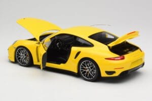 Porsche 911 991 Turbo S Amarillo Con Llantas Plata Minichamps 1:18 110062322 Metal - imagen 7 de 8