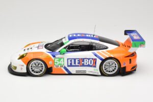 Porsche 911 991.1 GT3 R Core Autosport #54 J. Bennett / C. Braun / P. Long / N. Jonsson 24 Hours of Daytona 2017 Minichamps 1 - imagen 3 de 6