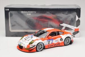 Porsche 911 991.1 GT3 R Manthey Racing #12 F. Klohs / P. Renauer 24 Hours Nurburgring 2017 Minichamps 1:18 155176912 Metal - imagen 6 de 6