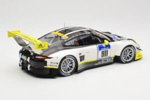 Porsche 911 991.1 GT3 R #911 Manthey Racing N. Tandy / E. Bamber 24h Nurburgring 2016 Minichamps 1:18 155166911 Metal - imagen 2 de 6