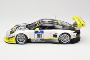Porsche 911 991.1 GT3 R #911 Manthey Racing N. Tandy / E. Bamber 24h Nurburgring 2016 Minichamps 1:18 155166911 Metal - imagen 3 de 6