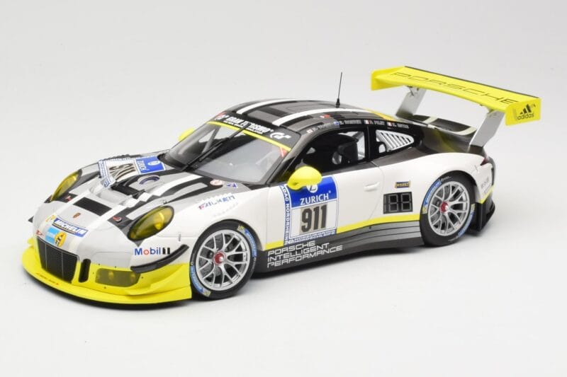 Porsche 911 991.1 GT3 R #911 Manthey Racing N. Tandy / E. Bamber 24h Nurburgring 2016 Minichamps 1:18 155166911 Metal