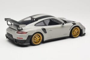 Porsche 911 991.2 GT2 RS Chalk Weissach Package Llantas Doradas Minichamps 1:18 155068304 Metal - imagen 2 de 6
