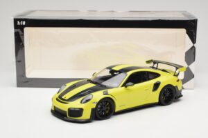 Porsche 911 GT2 RS 991.2 Weissach Package Verde Llantas Negras Minichamps 1:18 155068300-1 Metal - imagen 6 de 6