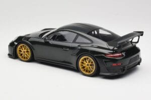 Porsche 911 991.2 GT2 RS Verde Weissach Package Llantas Doradas Minichamps 1:18 155068306 Metal - imagen 5 de 6