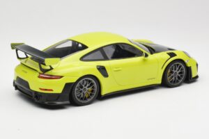 Porsche 911 991.2 GT2 RS Verde Lima con Llantas Plateadas Minichamps 1:18 155068309 Metal - imagen 2 de 6