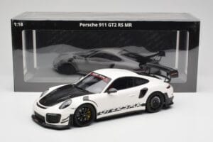 Porsche 911 991.2 GT2 RS Manthey Racing Blanco Minichamps 1:18 MR-911-GT3RS-1802-W Metal - imagen 6 de 6