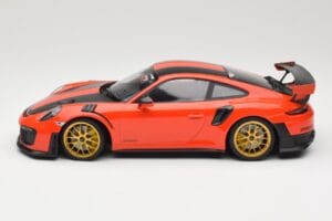 Porsche 911 991.2 GT2 RS Naranja Weissach Package Llantas Doradas Minichamps 1:18 155068305 Metal - imagen 3 de 6