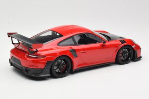 Porsche 911 GT2 RS 991.2 Rojo Llantas Negras Minichamps 1:18 155068307 Metal - imagen 2 de 6