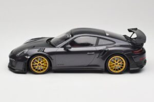 Porsche 911 991.2 GT2 RS Weissach Package Purple Metallic Con Llantas de Magnesio Doradas Minichamps 1:18 153068322 Metal - imagen 3 de 6