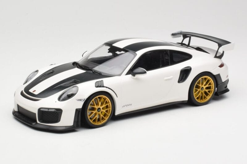 Porsche 911 991.2 GT2 RS Weissach Package Blanco Con Llantas Doradas Minichamps 1:18 153068308 Metal