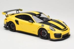 Porsche 911 991.2 GT2 RS Weissach Package Amarillo con Llantas Negras Minichamps 1:18 155068311 Metal - imagen 4 de 6