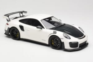 Porsche 911 991.2 GT2 RS Blanco con Llantas Negras Minichamps 1:18 155068310 Metal - imagen 4 de 6