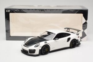 Porsche 911 991.2 GT2 RS Blanco con Llantas Negras Minichamps 1:18 155068310 Metal - imagen 6 de 6