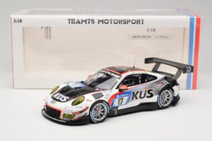 Porsche 911 991.2 GT3 R #17 Kues Team 75 Bernhard M. Christensen / K. Cairoli 24 Hours of Nurburgring 2018 Minichamps 1:18 15 - imagen 6 de 6