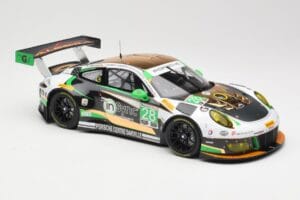 Porsche 911 991.2 GT3 R #28 Alegra Motorsports D. de Quesada / M. Morad Class Winners 24 Hours of Daytona 2017 Minichamps 1:1 - imagen 4 de 6