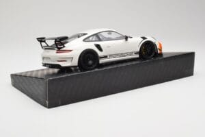 Porsche 911 991.2 GT3 RS Manthey Racing Blanco & Azul & Naranja Minichamps 1:18 MR-911-GT3RS-1805 Metal - imagen 3 de 6