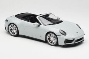Porsche 911 992 Carrera 4 GTS Descapotable Gris Minichamps 1:18 155063034 Metal - imagen 2 de 6