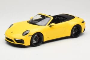 Porsche 911 992 Carrera 4 GTS Descapotable Amarillo Minichamps 1:18 155063030 Metal