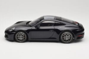Porsche 911 992 Carrera 4S Blue Metallic Minichamps 1:18 155067321 Metal - imagen 5 de 6
