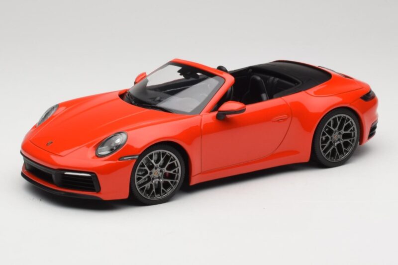 Porsche 911 992 Carrera 4S Descapotable Naranja Minichamps 1:18 155067334 Metal