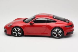 Porsche 911 992 Carrera 4S Carmine Red Minichamps 1:18 155067326 Metal - imagen 3 de 6
