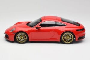 Porsche 911 992 Carrera 4S Guards Rojo & Llantas Doradas Minichamps 1:18 153067328 Metal - imagen 3 de 6