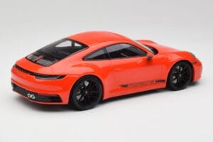 Porsche 911 992 Carrera 4S Lava Naranja Minichamps 1:18 155067327 Metal - imagen 2 de 6