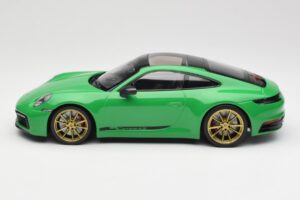 Porsche 911 992 Carrera 4S Python Green Minichamps 1:18 155067325 Metal - imagen 3 de 6