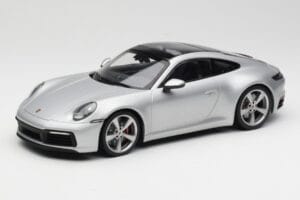Porsche 911 992 Carrera 4S Plata Minichamps 1:18 155067322 Metal
