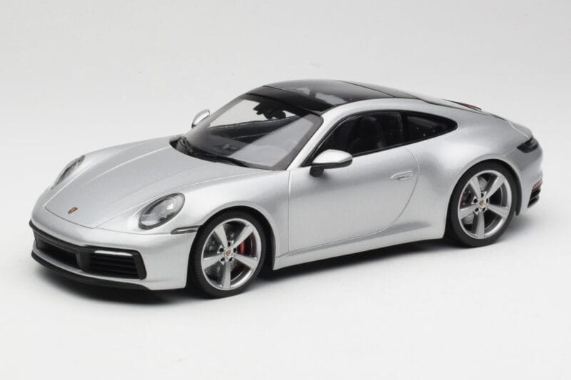 Porsche 911 992 Carrera 4S Plata Minichamps 1:18 155067322 Metal