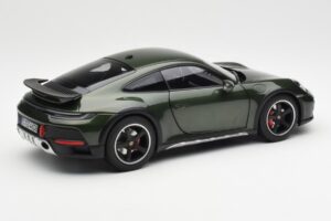 Porsche 911 992 Dakar Oak Verde Metalizado Norev 1:18 187241 Metal - imagen 3 de 9