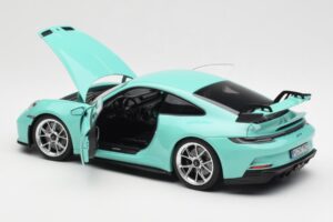 Porsche 911 992 GT3 Mint Verde Norev 1:18 187316 Metal - imagen 5 de 8