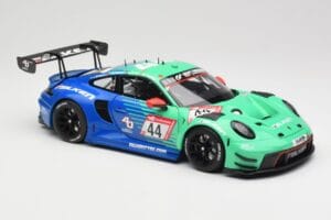 Porsche 911 992 GT3 R Falken #44 D. Eriksson / T. Heinemann 24 Hours of Nurburgring 2023 Minichamps 1:18 113236344 Metal - imagen 6 de 8
