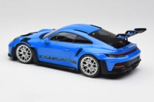 Porsche 911 992 GT3 RS Azul & Llantas Plata & Decor Negro Minichamps 1:18 153062234 Metal - imagen 5 de 6