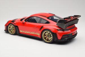 Porsche 911 992 GT3 RS Guards Red GT Spirit 1:12 GT939 Resina - imagen 5 de 6