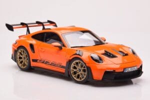 Porsche 911 992 GT3 RS Gulf Naranja Norev 1:18 187360 Metal - imagen 6 de 8