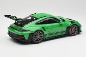 Porsche 911 992 GT3 RS Python Verde Norev 1:18 WAP0212820RGT3 Metal - imagen 3 de 8